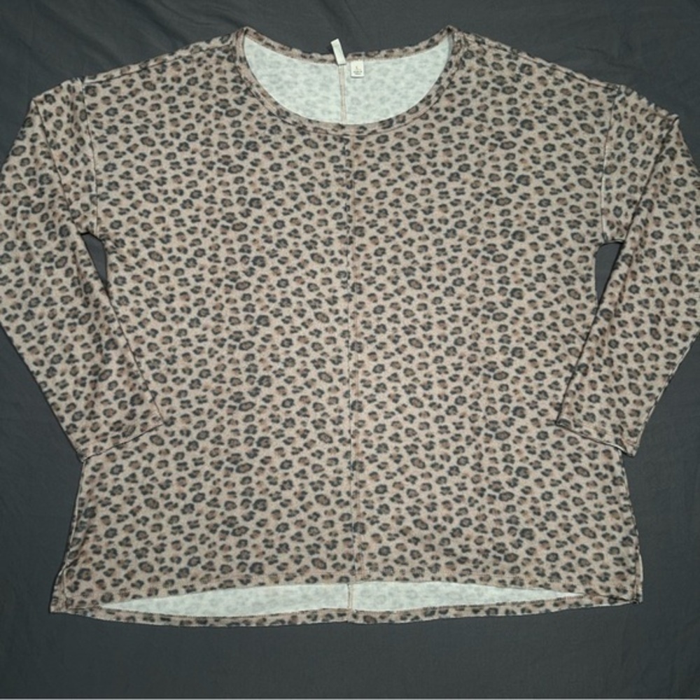 Cato Super Soft Plush Knit Cheetah Print Long Sleeve